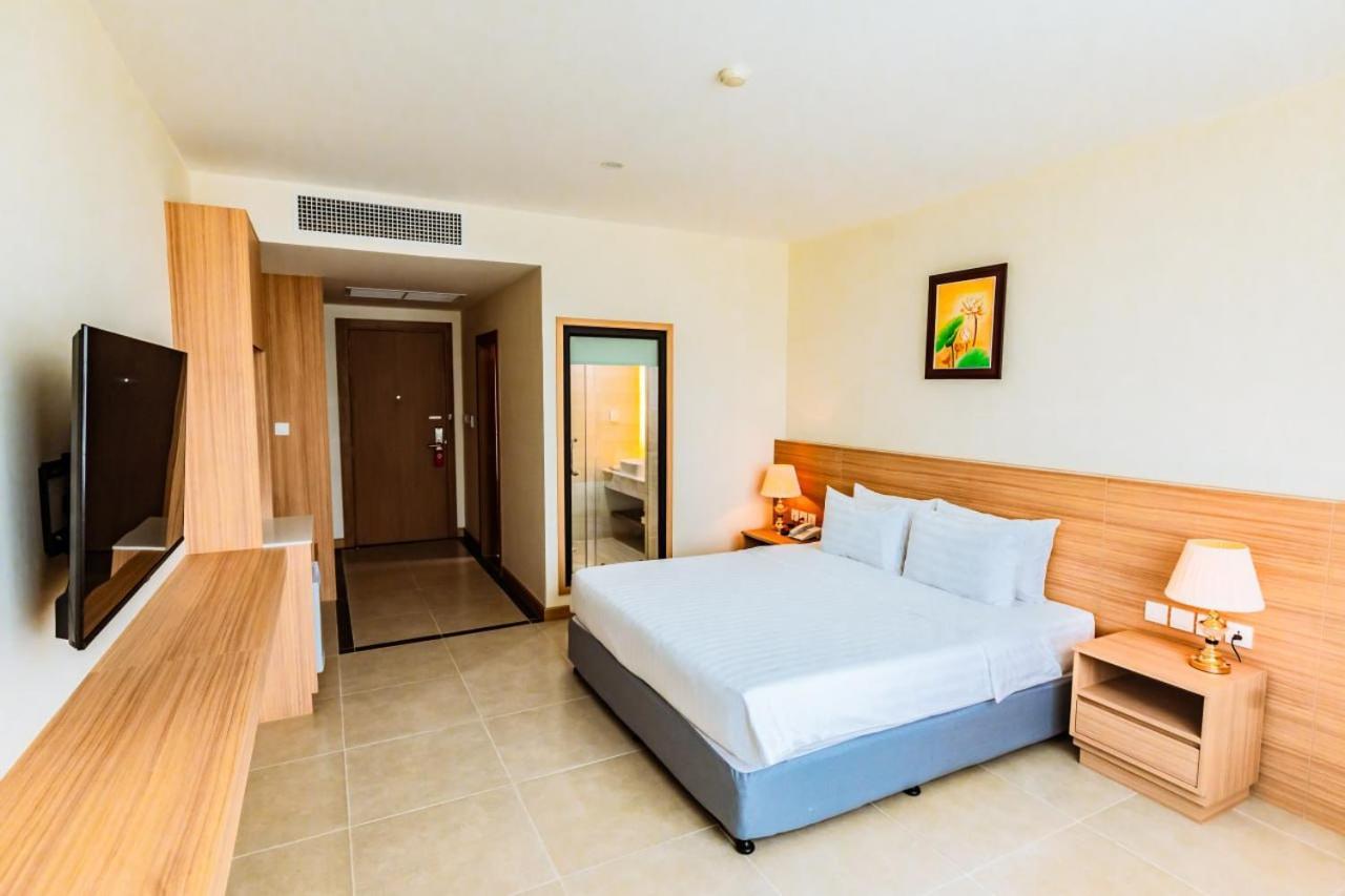 Dynasty Casino Hotel Bavet Exterior photo